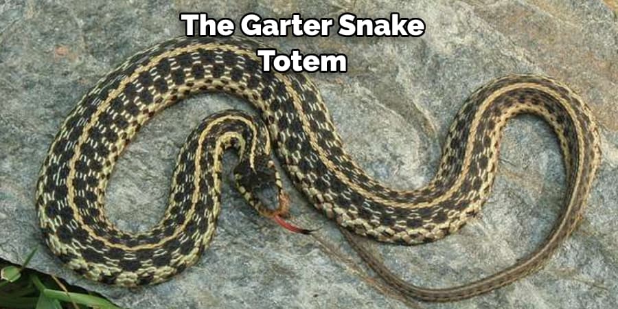 The Garter Snake  Totem 