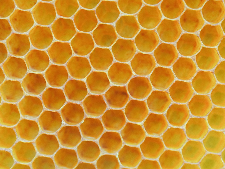 honeycomb spiritual meaning